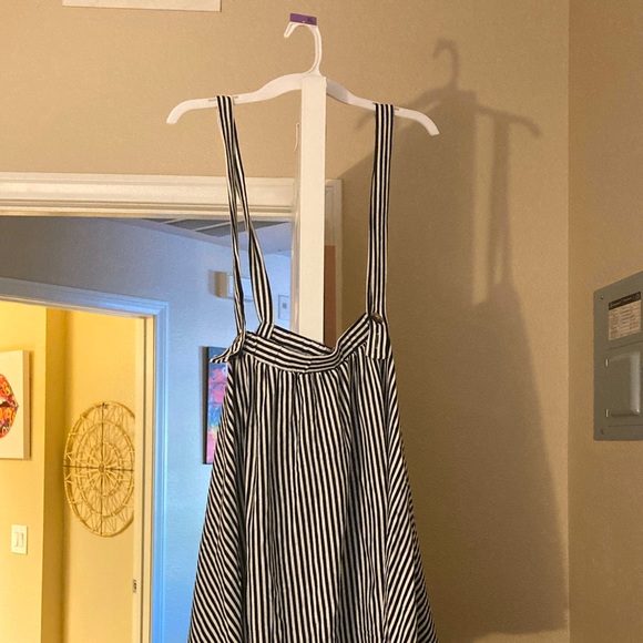 Overall Style Skirt - Picture 1 of 2